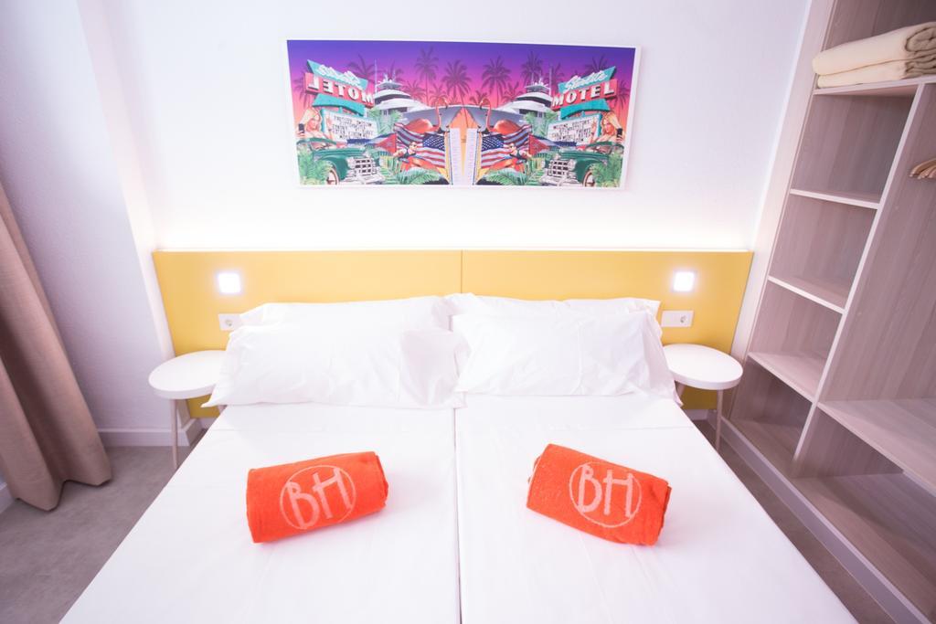 Bh Mallorca Apartments Magaluf  Luaran gambar